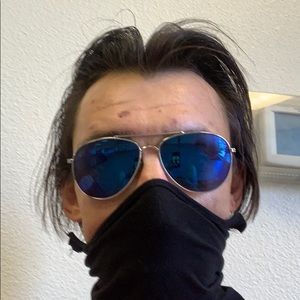 Meet your Posher, Nick